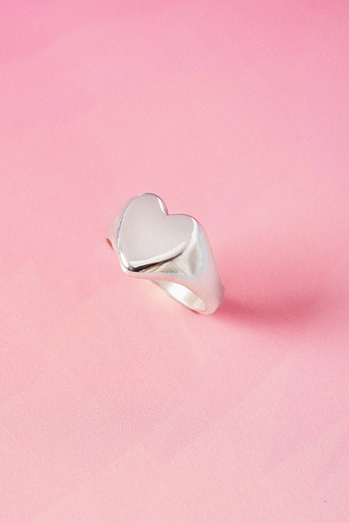 AMOR RING