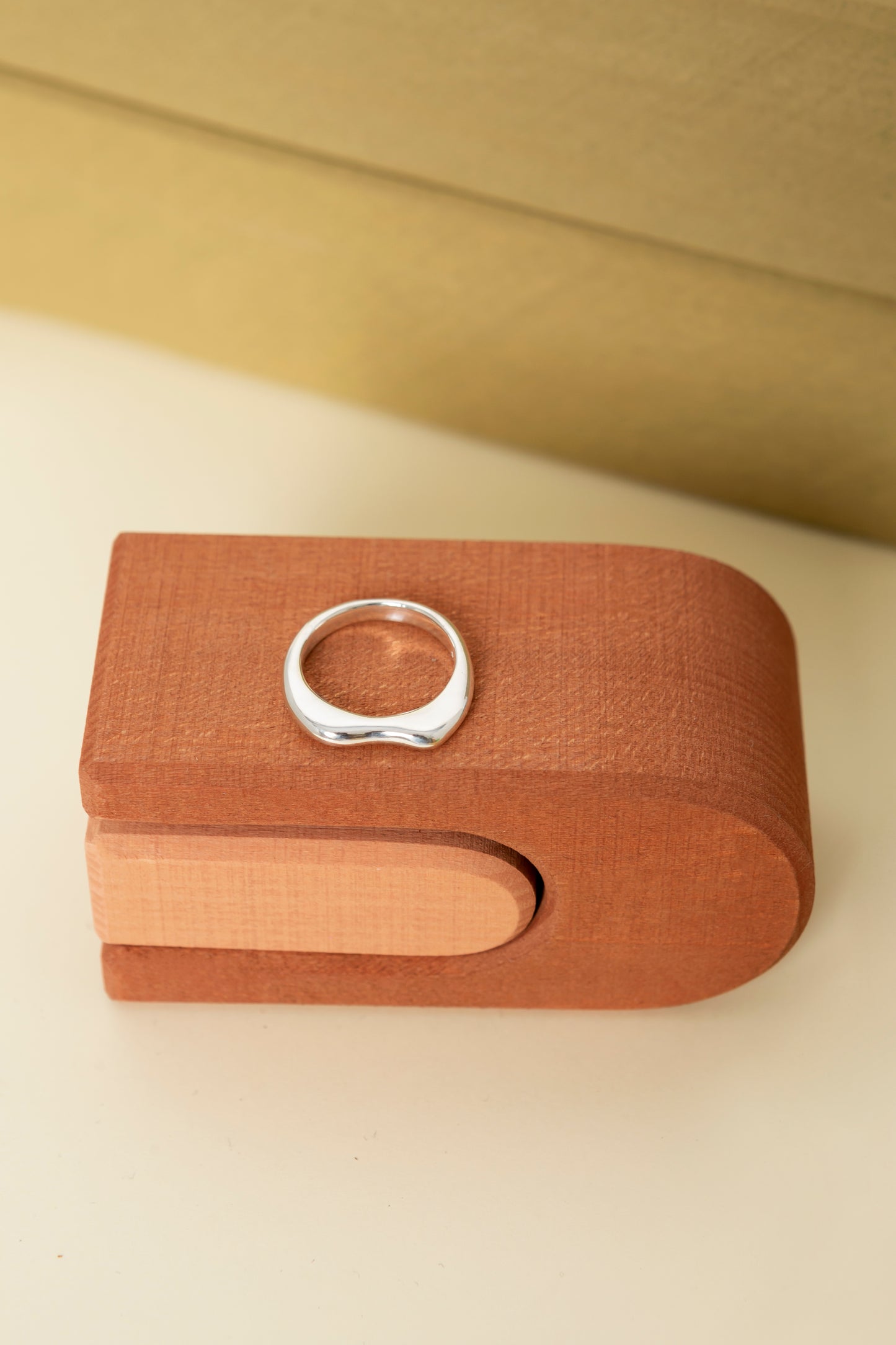 ALMA RING