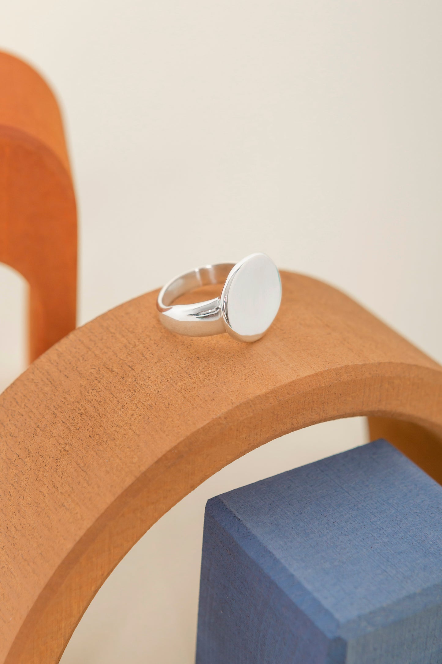 MIA RING