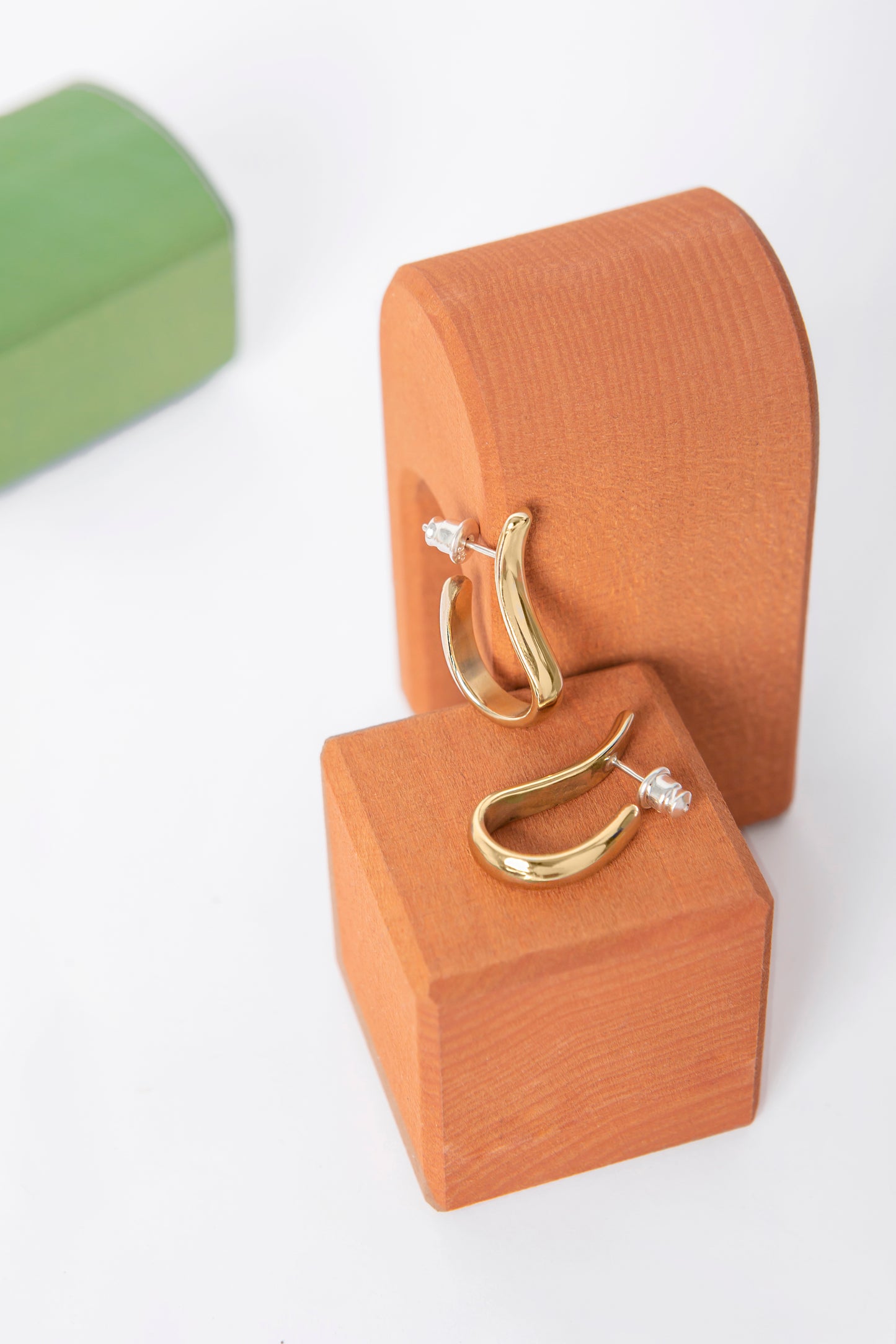 TILDA EARRINGS • BRASS