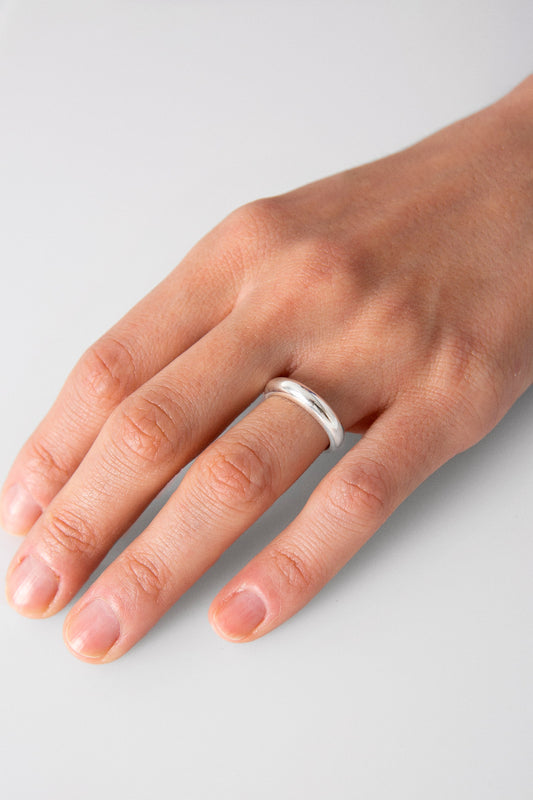LUNA RING