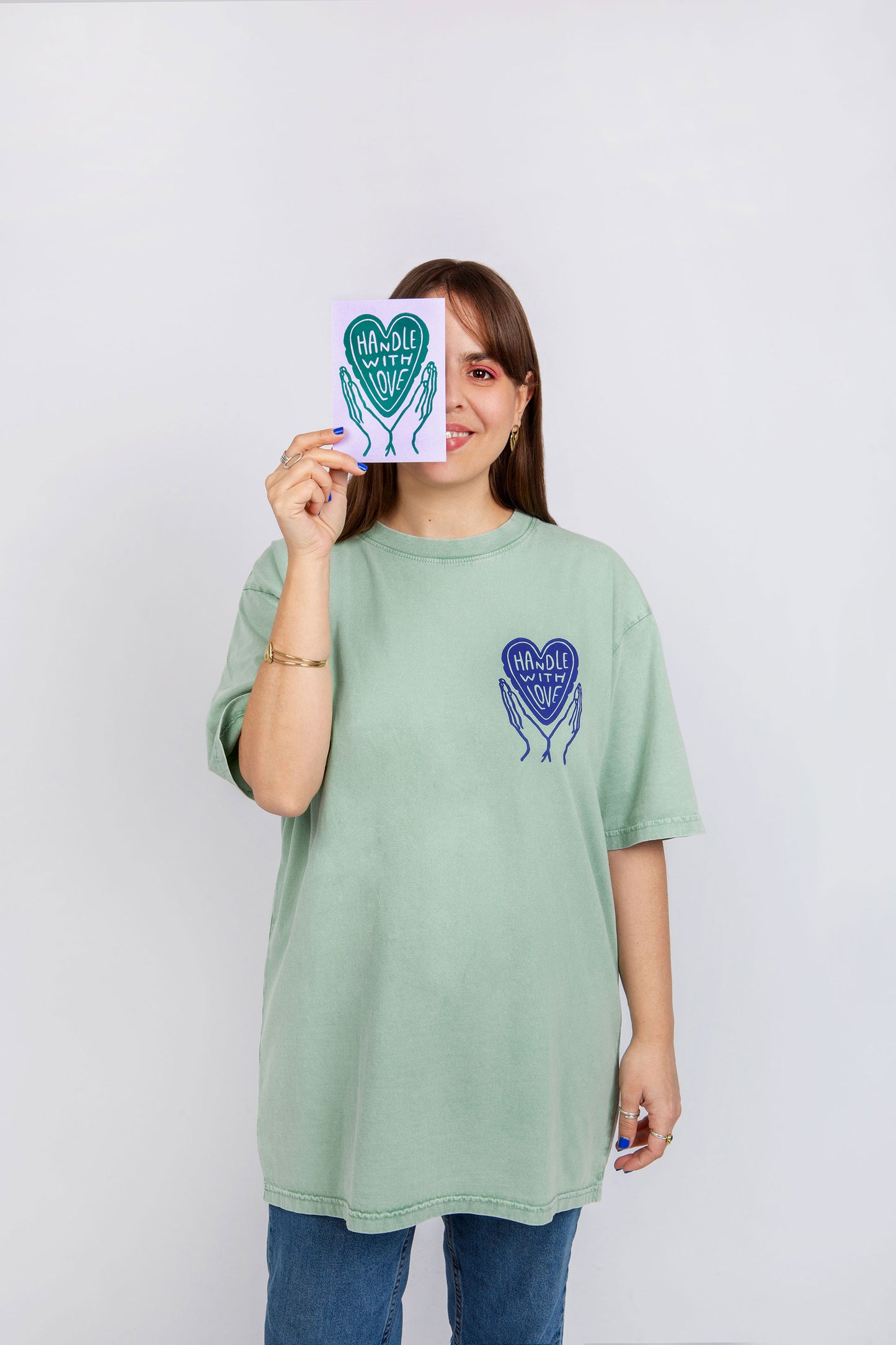 HANDLE WITH LOVE OVERSIZED T-SHIRT