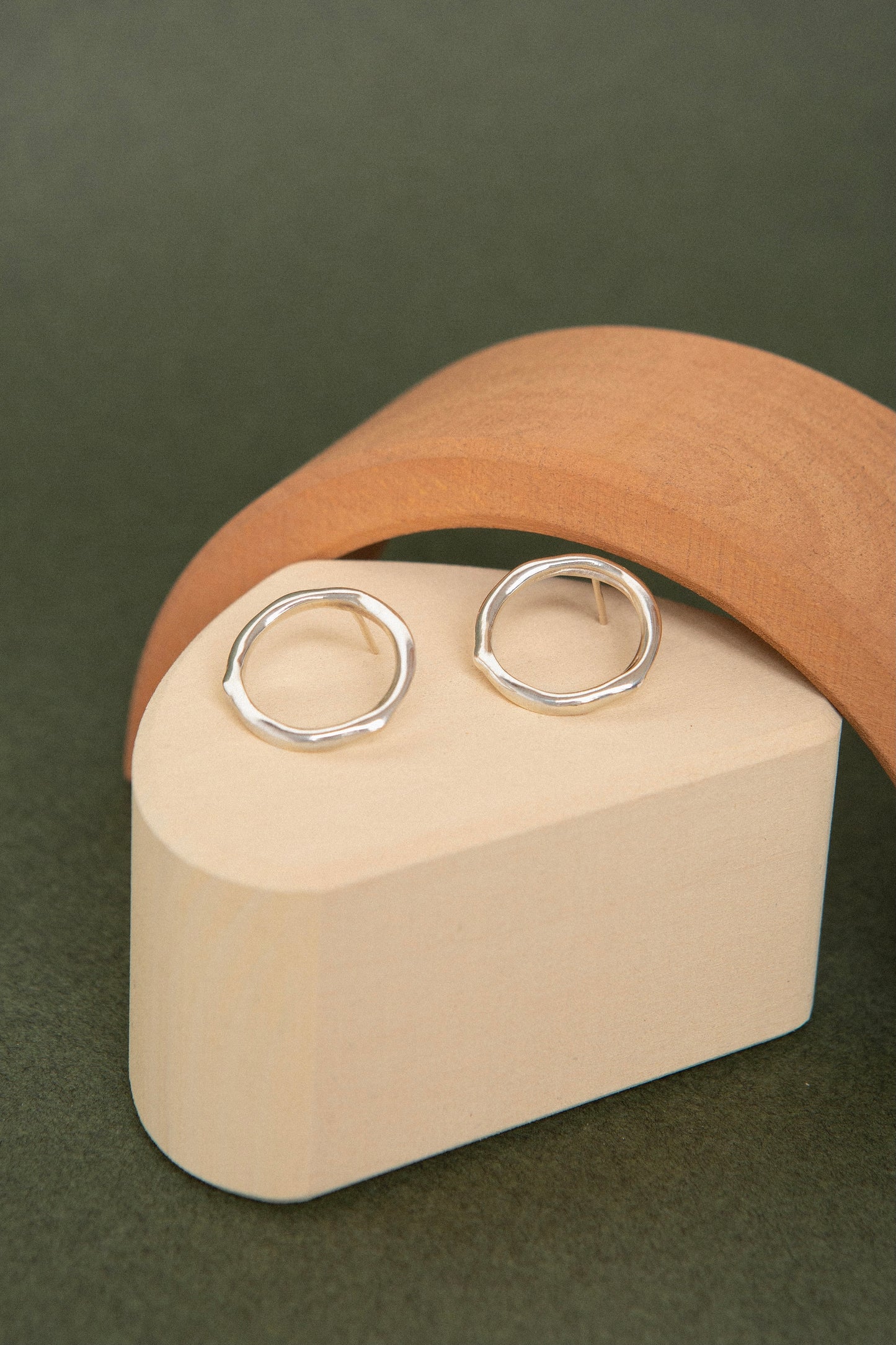 FLOW EARRINGS