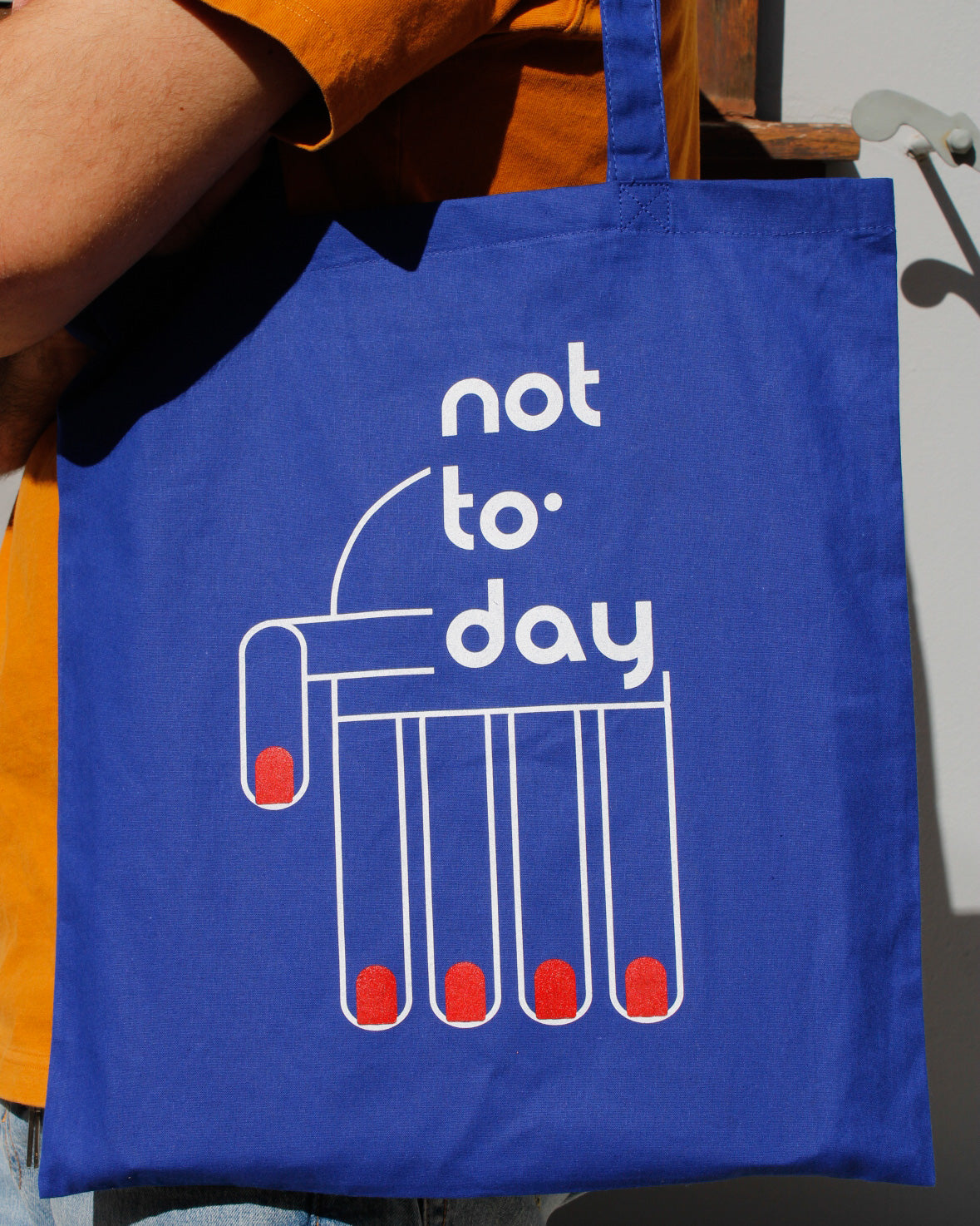 THE BLUE TOTE BAG