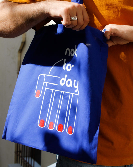 THE BLUE TOTE BAG
